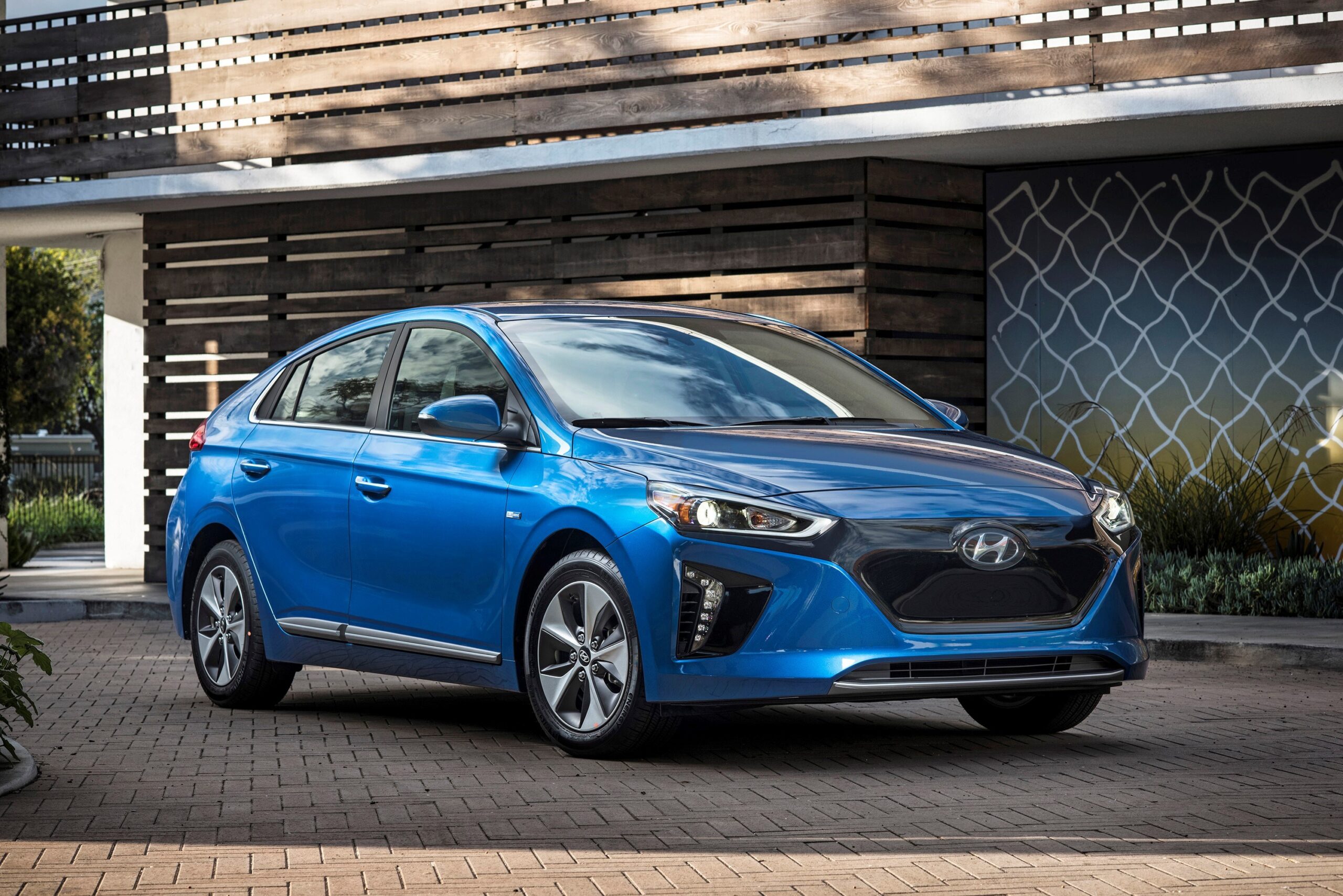 2017-2019 Hyundai Ioniq Electric recalled for rare unintended-acceleration issue2017-2019 Hyundai Ioniq Electric recalled for rare unintended-acceleration issue