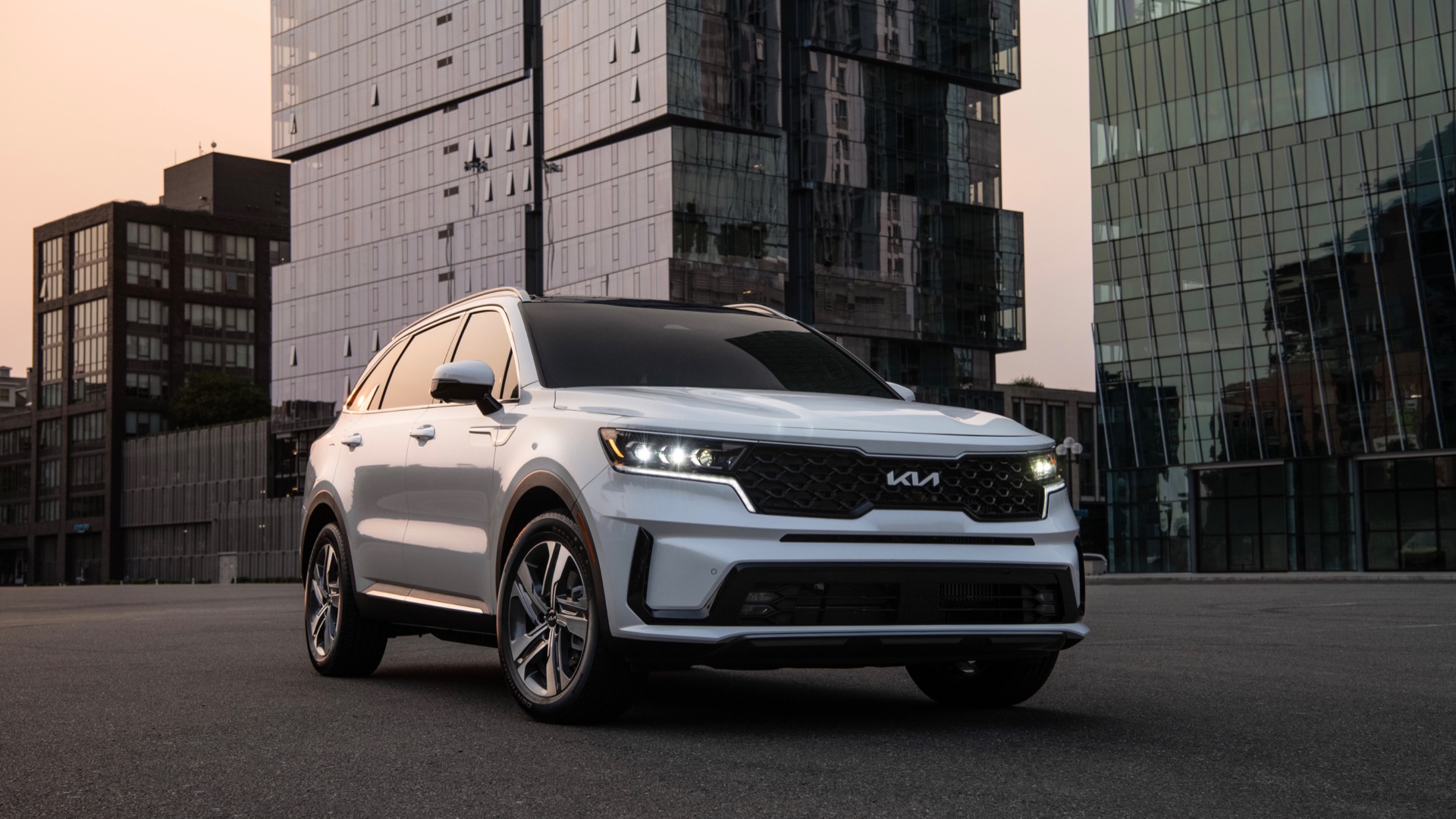 2022 Kia Sorento Plug-In Hybrid starts at $46,165, fits into growing family of electrified models2022 Kia Sorento Plug-In Hybrid starts at $46,165, fits into growing family of electrified models