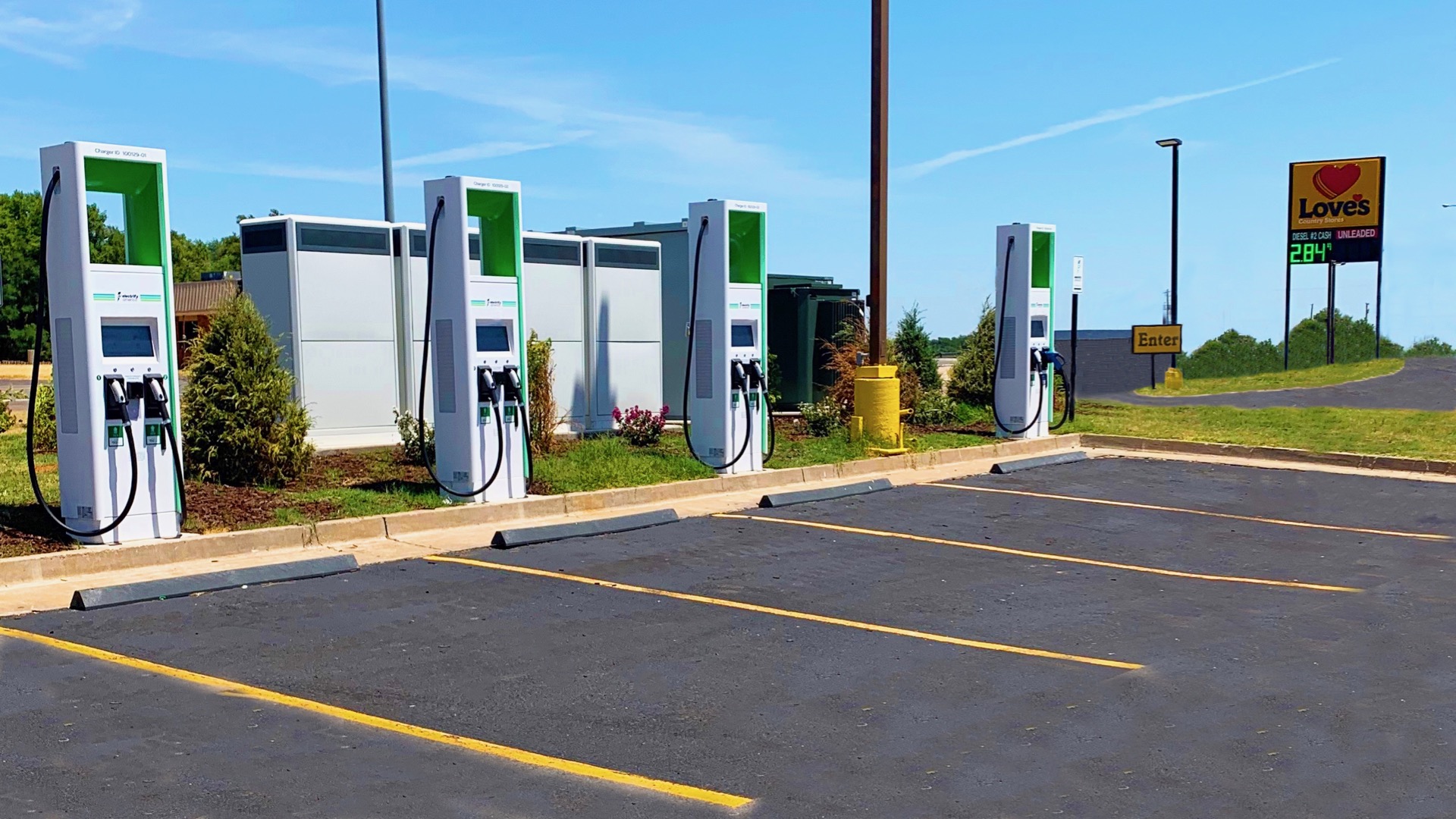 Here's why EV charging stations might not be as convenient as gas stations anytime soonHere's why EV charging stations might not be as convenient as gas stations anytime soon