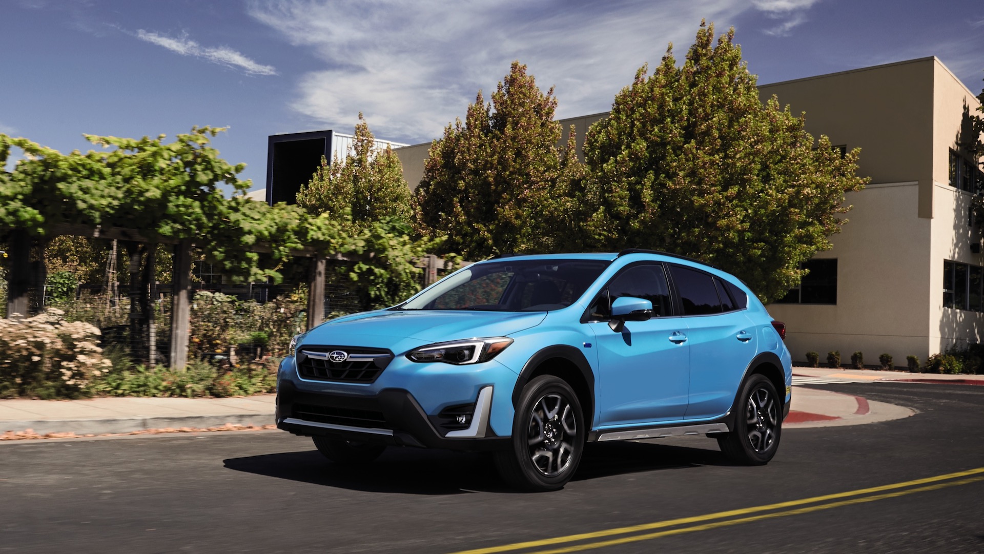 Subaru Crosstrek Hybrid PHEV is at the end of its extension cord