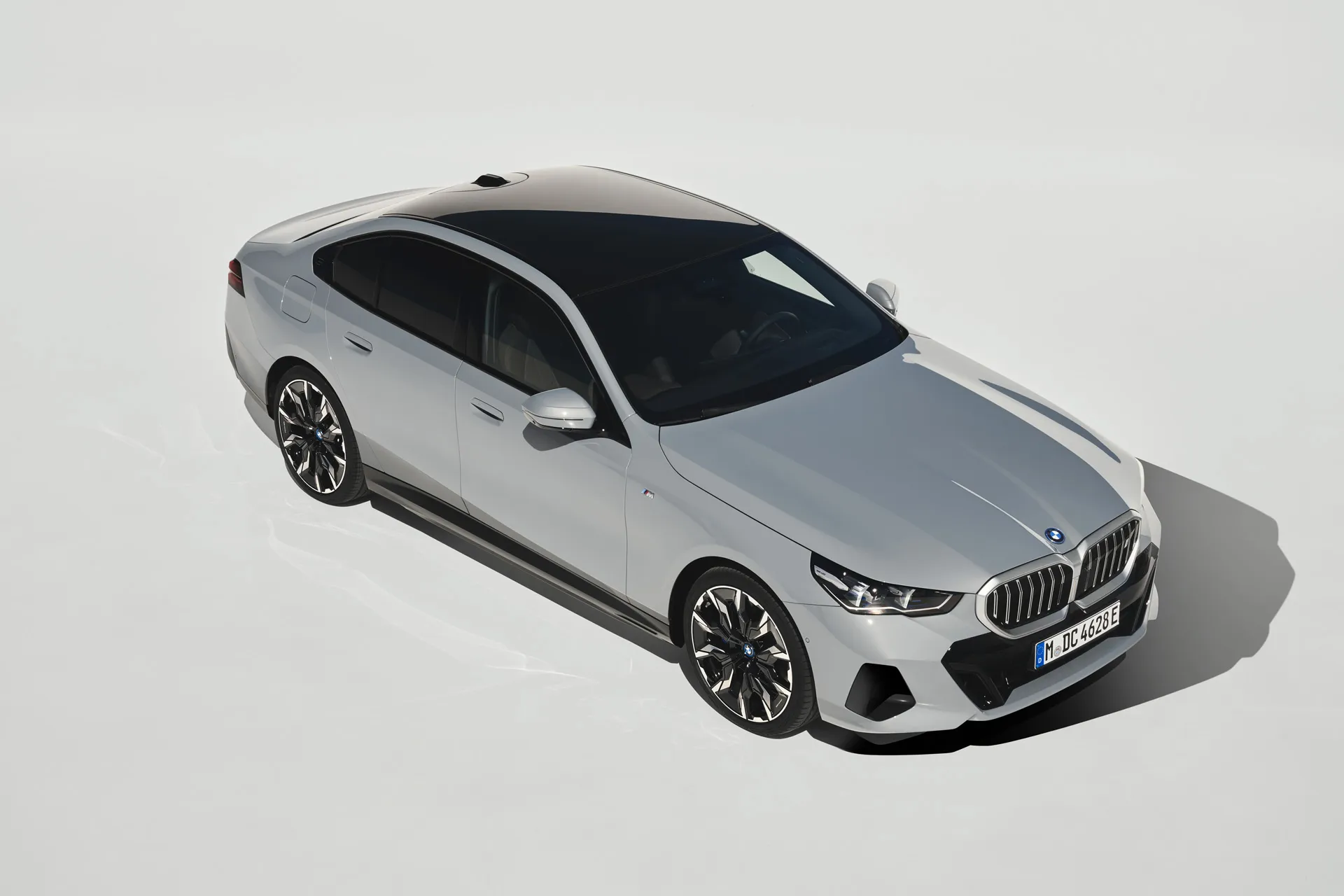 BMW adds all-wheel-drive i5 EV, plug-in hybrid to 5-Series lineup