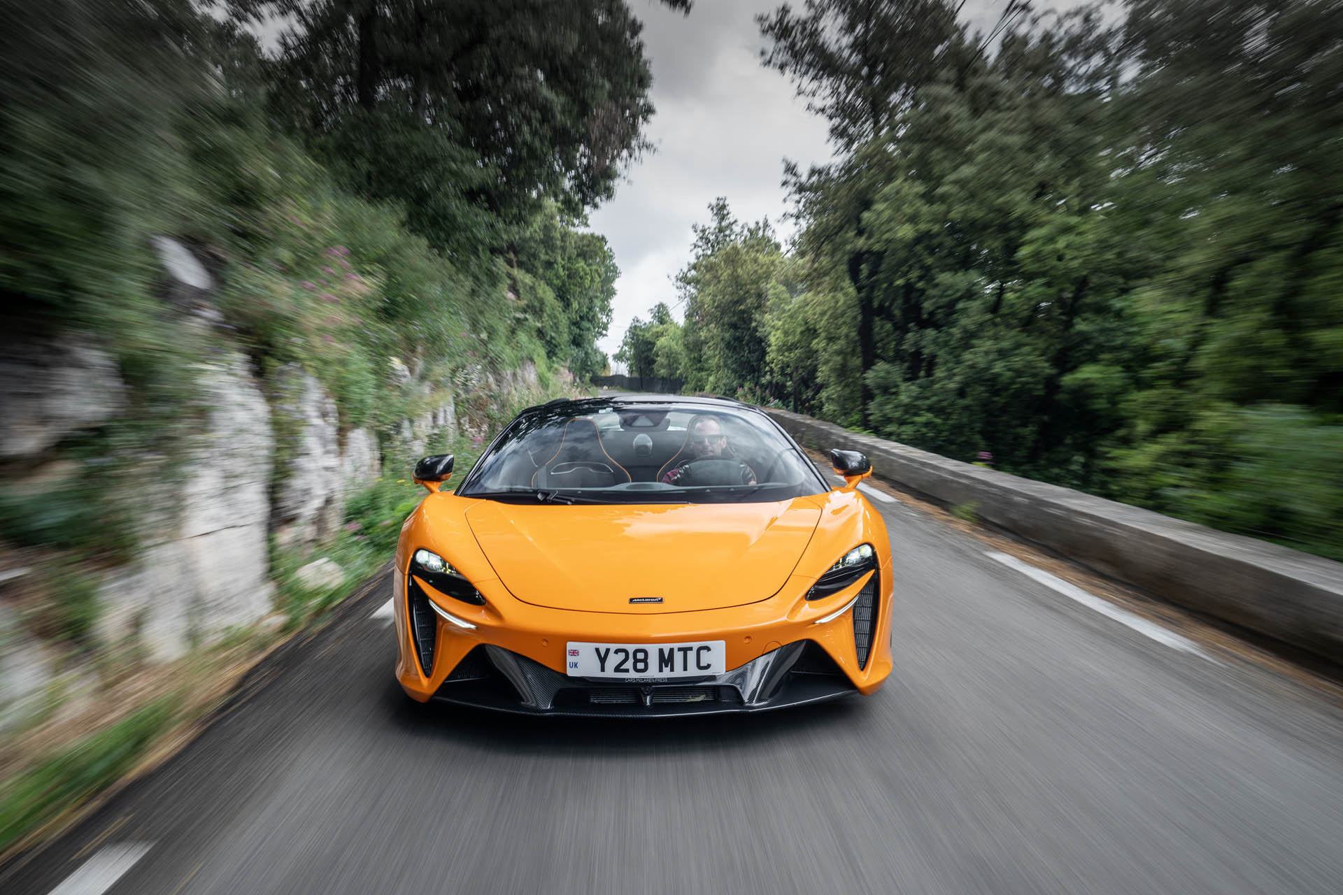 McLaren CEO asks UK to lead "power-dense battery cell manufacturing"